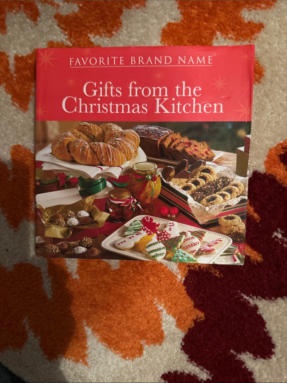 Gifts from the Christmas Kitchen - Red Holiday Cookbook